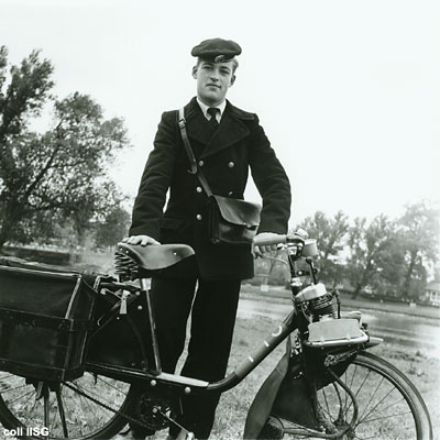 Telegraph messenger Dordrecht, 1958